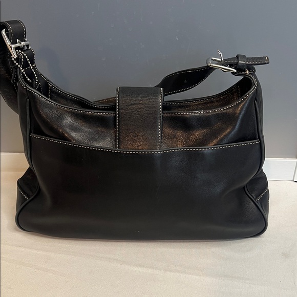 vintage Coach Hamptons Hobo bag in black leather with contrast stitching - Picture 4 of 10